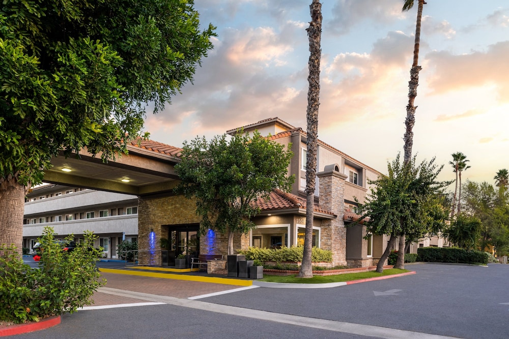 Holiday Inn Express Simi Valley by IHG — hotel in Simi Valley