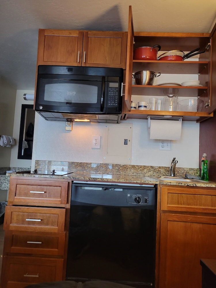 Red Roof Inn Grand Junction - photo 12