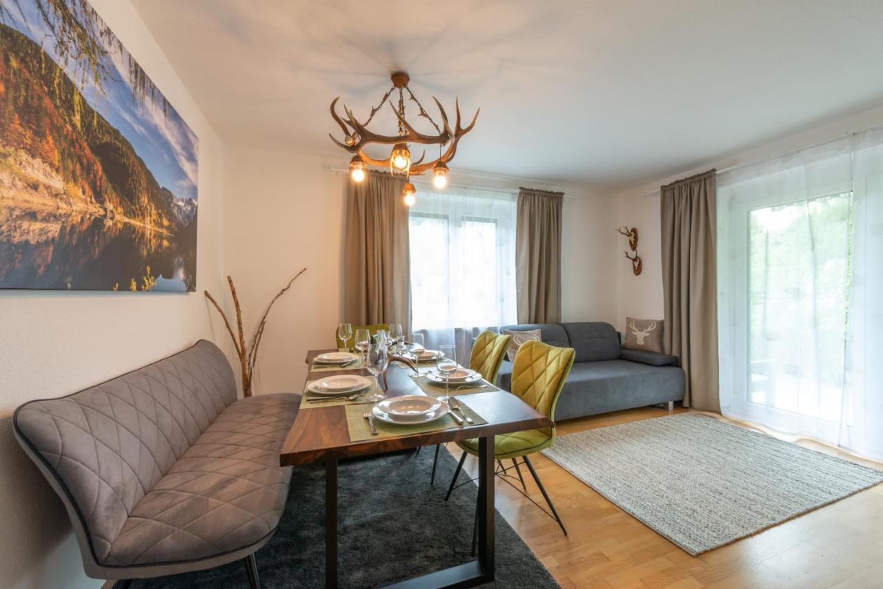 Appartements Das Charlie — 4-Star Luxury Hotel in Ebensee, Austria