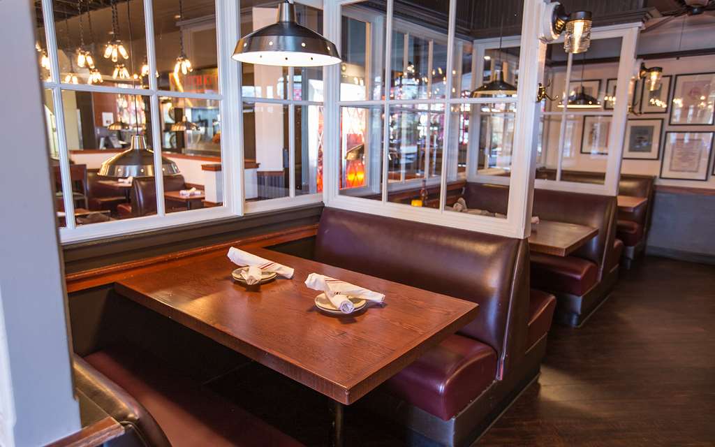 Coast Gateway Hotel - photo 16