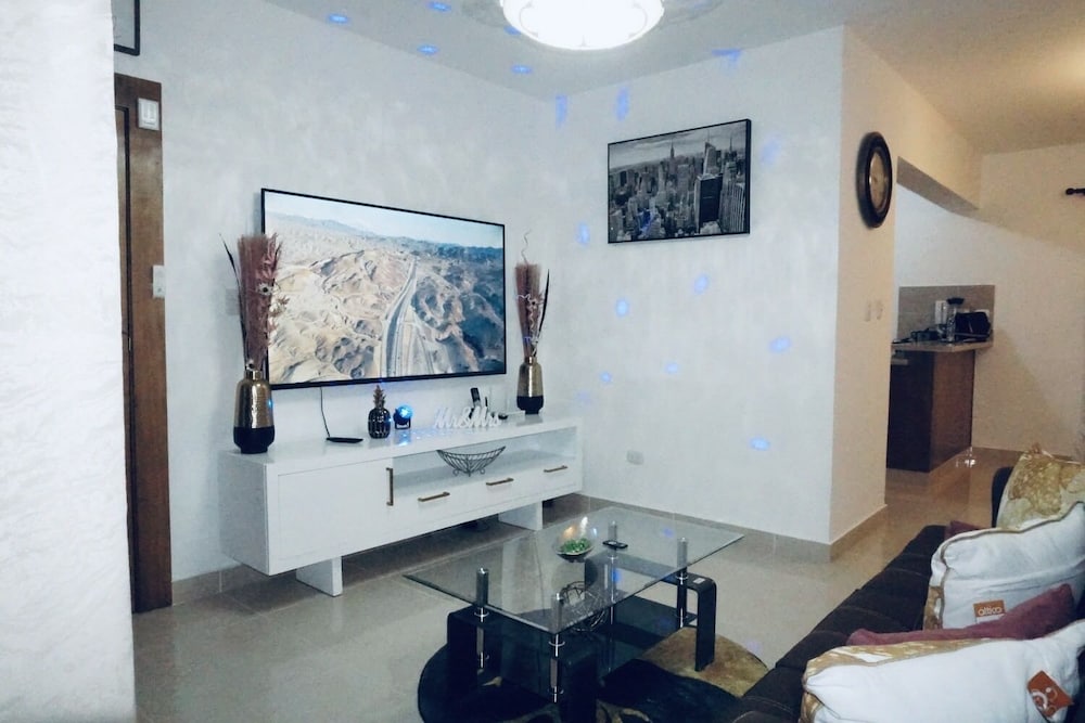 Confidence Luxurious Apartment — 4-Star Luxury Hotel in Santiago De Los Caballeros, Dominican Republic