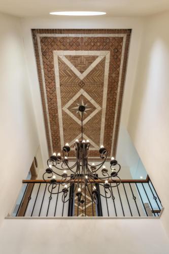 Villa Maureena Quinta do Mar — 4-Star Luxury Hotel in Almancil, Portugal