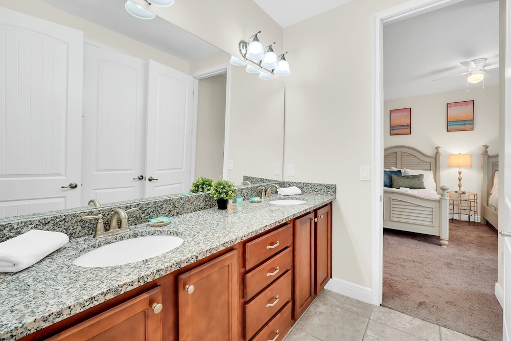 Fun and Stylish Family Villa in Encore Resort - photo 48