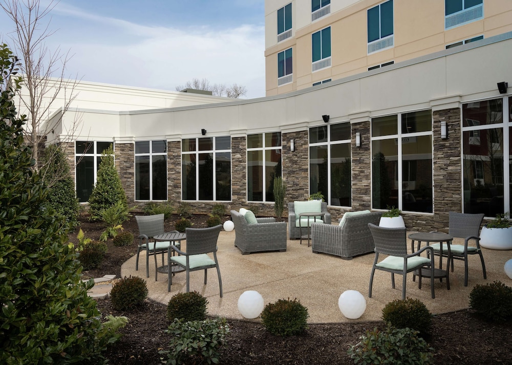 Hilton Garden Inn Olive Branch MS - photo 33