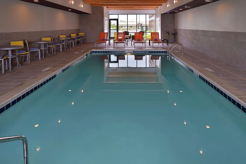 Home2 Suites by Hilton Merrillville - photo 35
