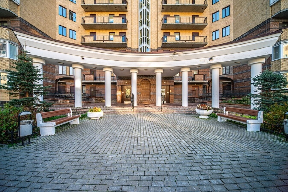 Loft Petrograd Apartment 2 — 4-Star Luxury Hotel in Saint Petersburg, Russia