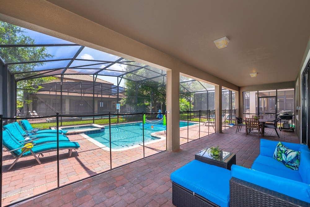 Orlandoasis by Avantstay 8bdr Pool Movie Theater Game Room Resort Access - photo 37
