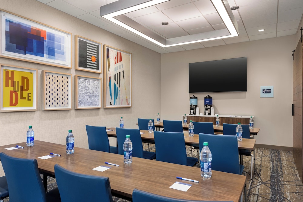 Holiday Inn Express and Suites Rhinelander by IHG - photo 54