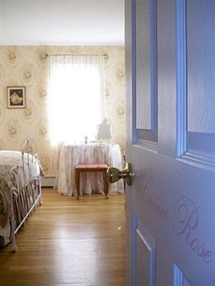The Shearwater Inn - photo 12