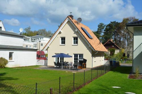 Haus Breitenstein — 4-Star Luxury Hotel in Ostseebad Sellin, Germany