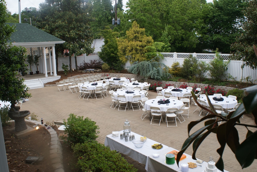 Quality Inn Fayetteville near Historic Downtown Square - photo 53