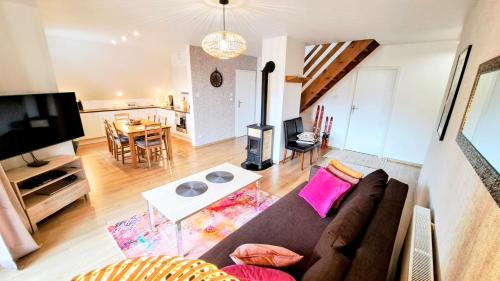 Apartament Familijny na osiedlu Apartamenty pod Śnieżką — 4-Star Luxury Hotel in Karpacz, Poland