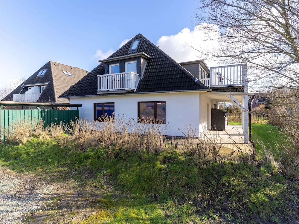 Comfortable holiday apartment in St Peter Ording — 4-Star Luxury Hotel in Sankt Peter-Ording, Germany