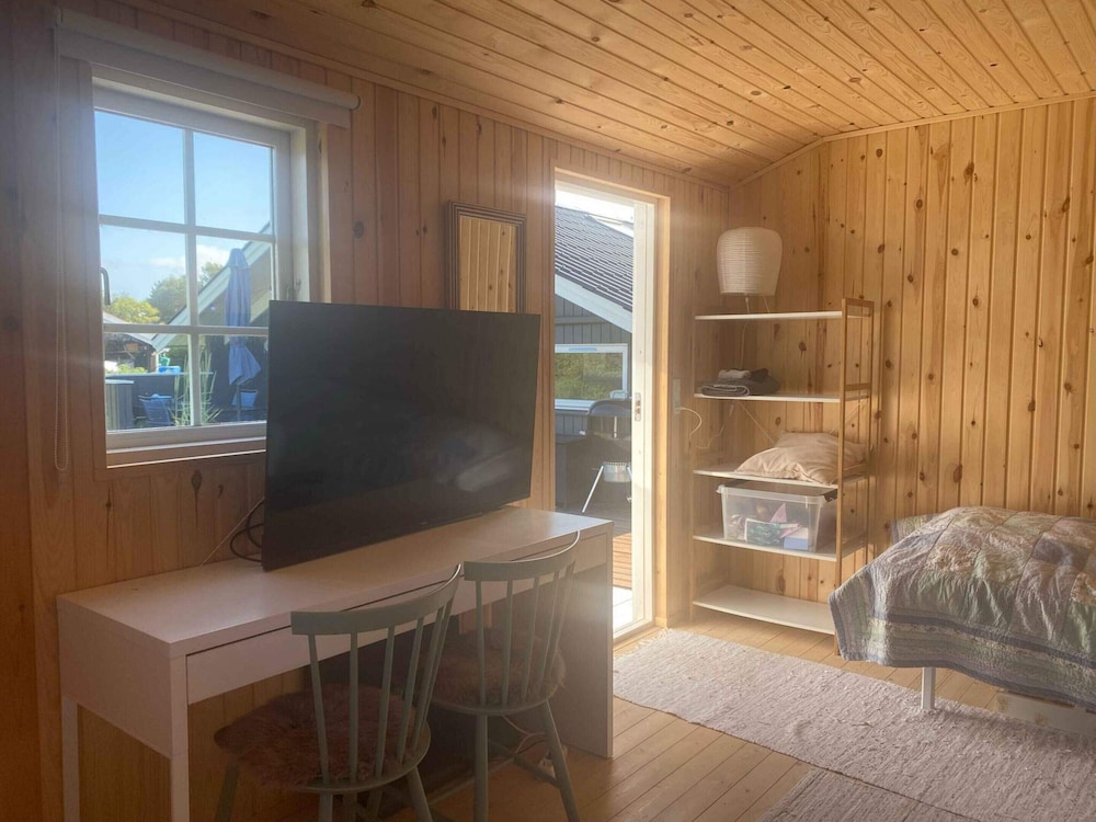 Cosy Summer House At Kobæk Strand — Skaelskor — photo 2