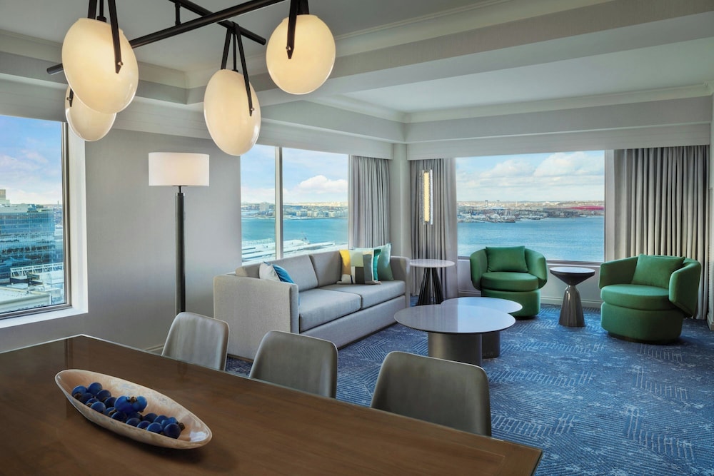 Renaissance Boston Seaport District - photo 8