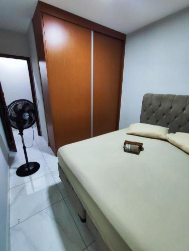 Quarto com banheiro privativo PARA MULHERES in Uberlandia, Brasil