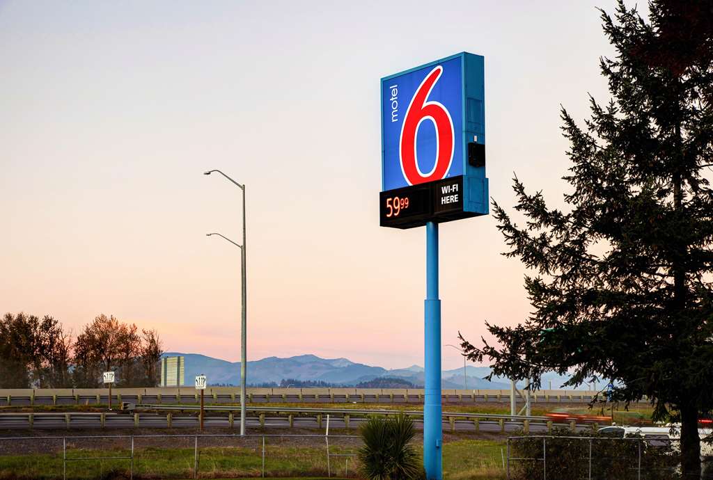 Motel 6 Troutdale OR Portland East - photo 4