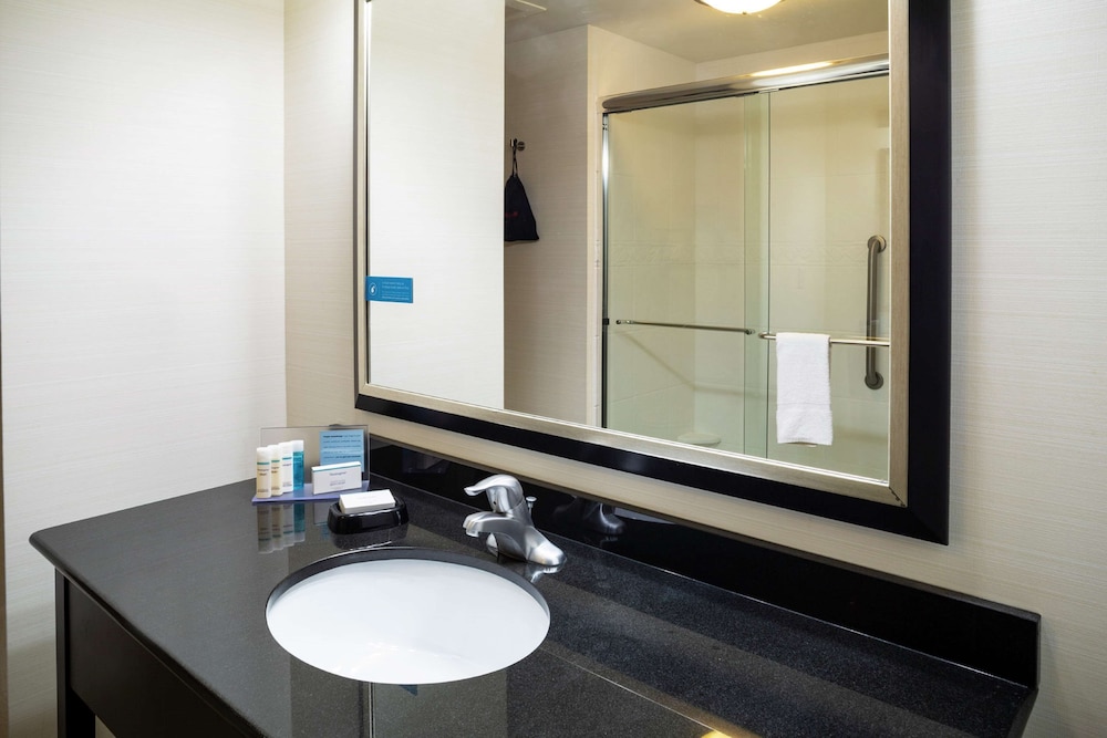 Hampton Inn Limerick Philadelphia Area - photo 44