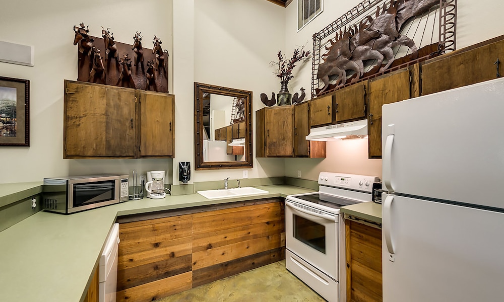 Rustic Creek Ranch Resort - photo 118