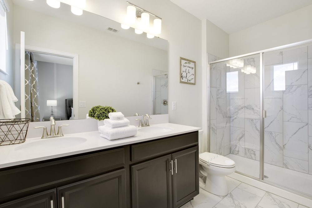 Champions Gate Resort 6 Bdrm Home - photo 38