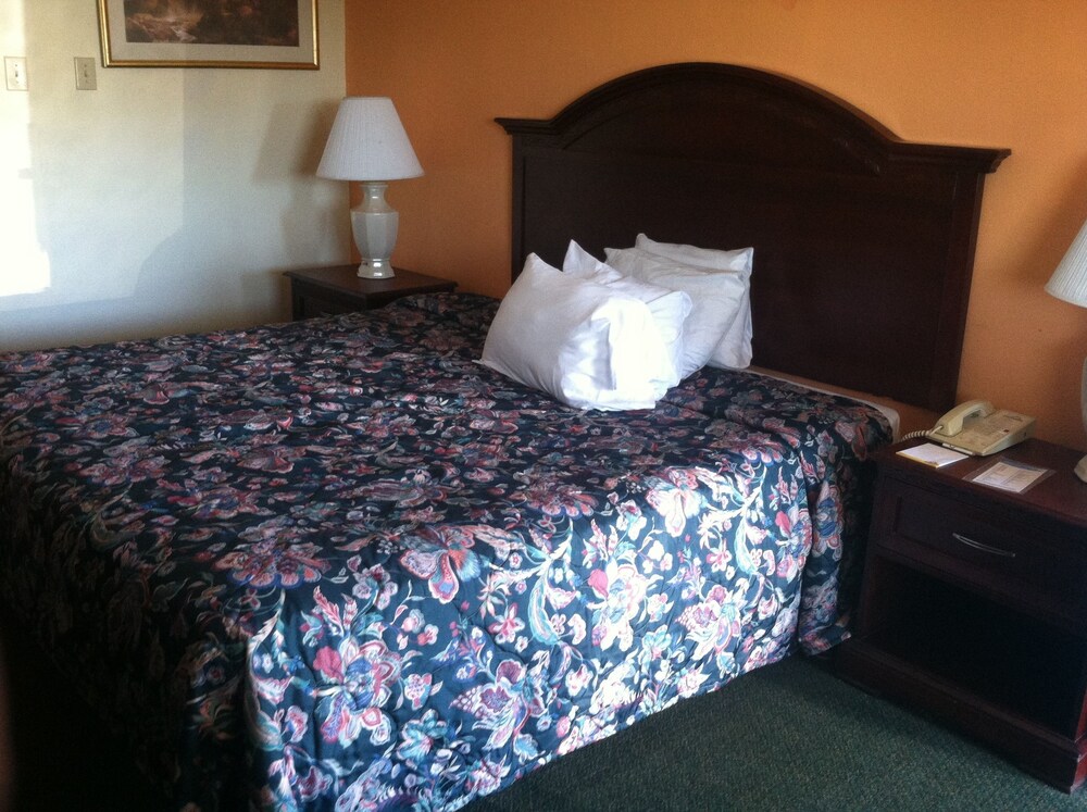 Motel 6 Calera - photo 6