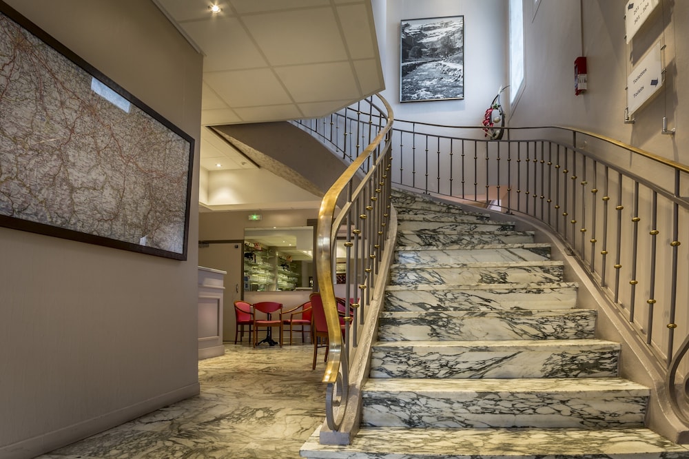 Au Primerose Hotel — Argeles-Gazost — photo 2