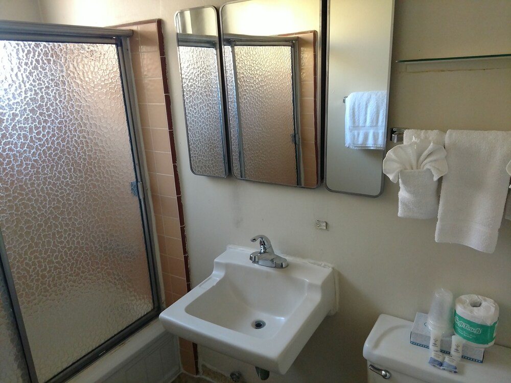Highland Gardens Hotel - photo 38