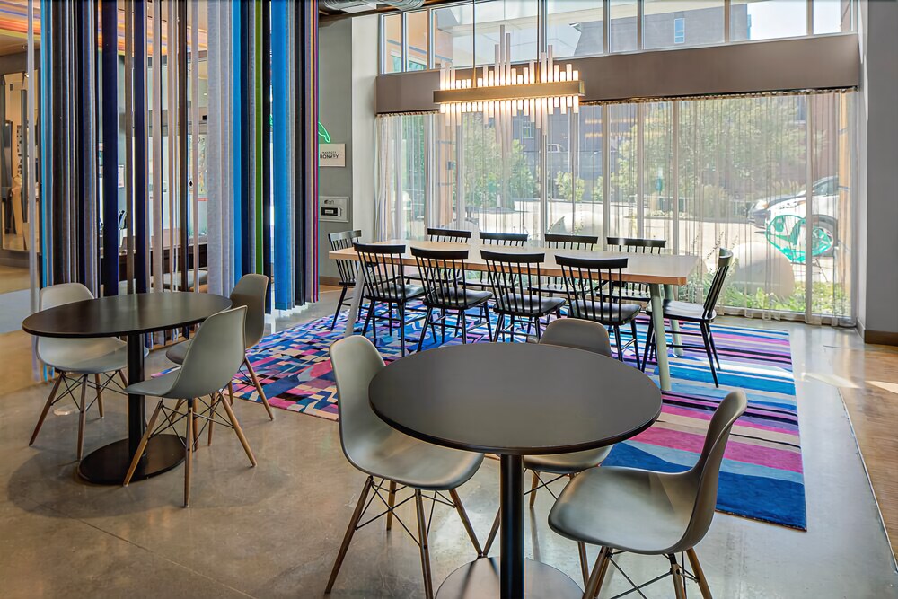 Aloft Chapel Hill - photo 3