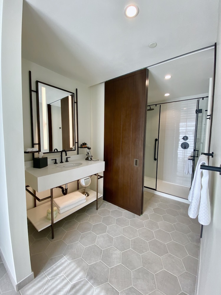 Canopy by Hilton Charlotte Southpark - photo 30