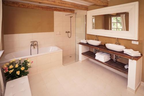 Landhaus Brigitte — 4-Star Luxury Hotel in Mittenwalde, Germany