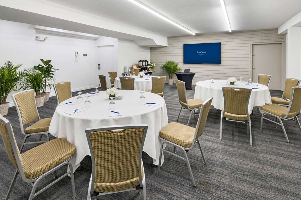 Sea Crest Beach Resort - photo 31
