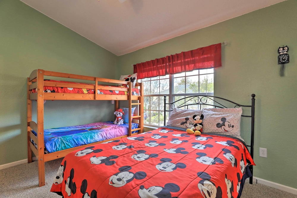 Resort Townhome w Splash Pool 7 Mi to Disney - photo 4