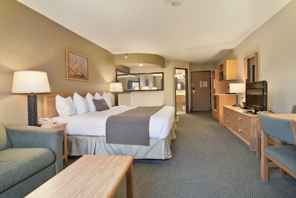 Boarders Inn & Suites by Cobblestone Hotels Faribault - photo 26