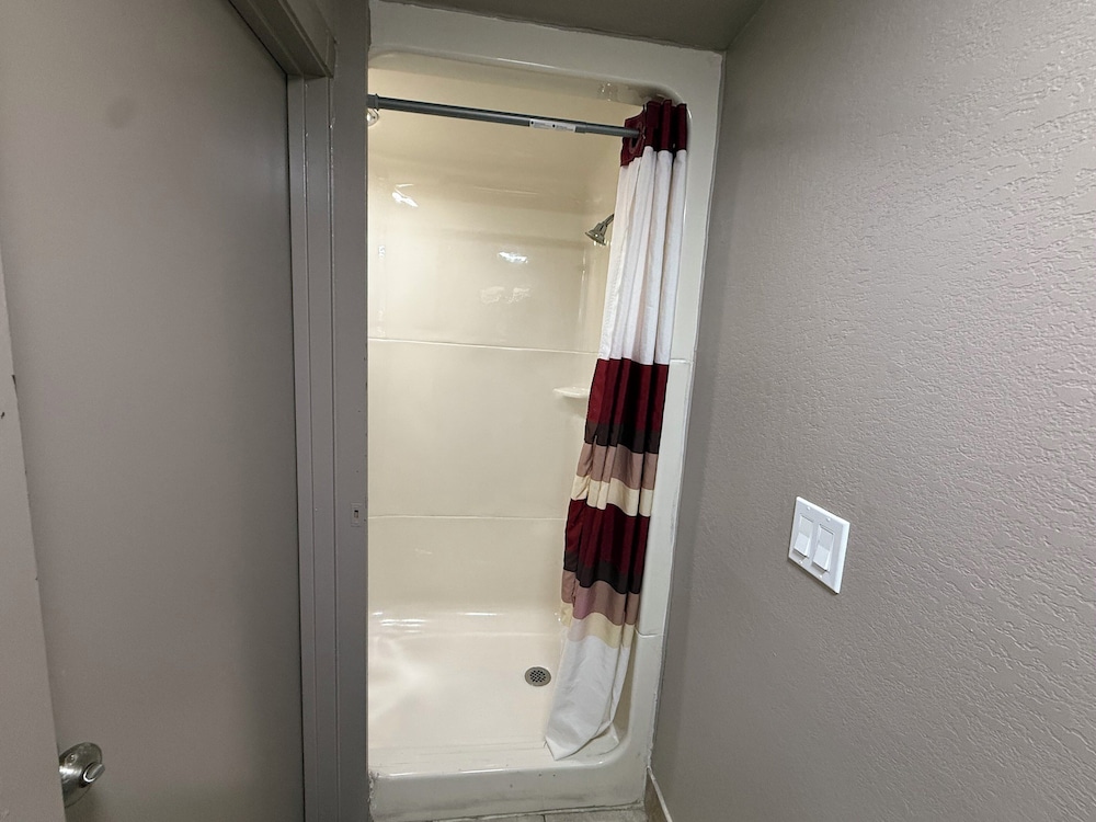 Red Roof Inn Austin Round Rock - photo 8