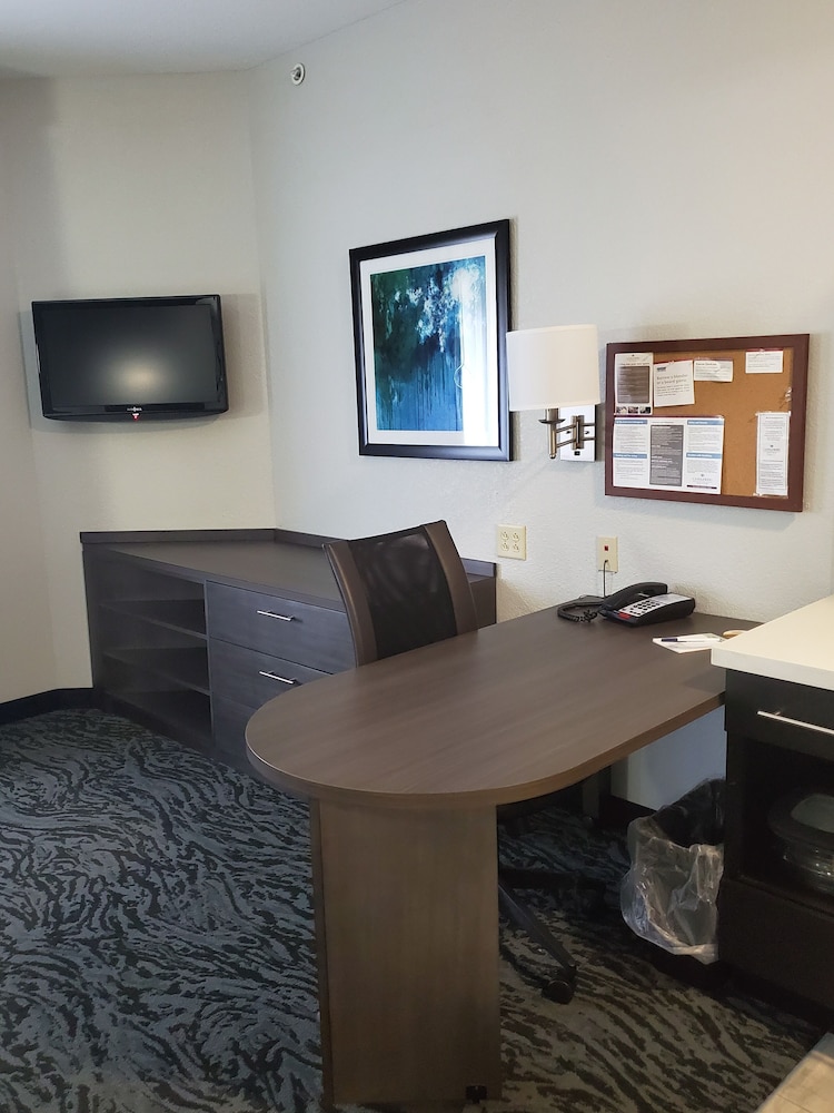 Candlewood Suites Knoxville Airport Alcoa by IHG - photo 53