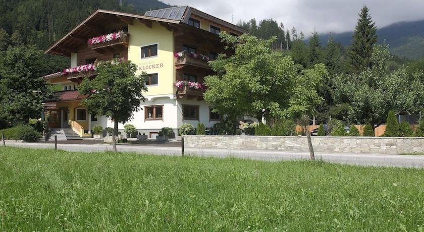 Hotel Garni Klocker - carbon neutral hotel in Kaltenbach