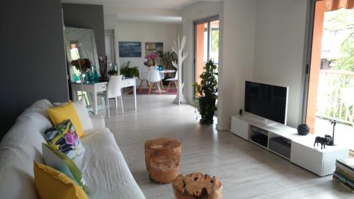 Confortable T3 Sur Balcon a 5 Mn du Centre Ville in Bayonne, France