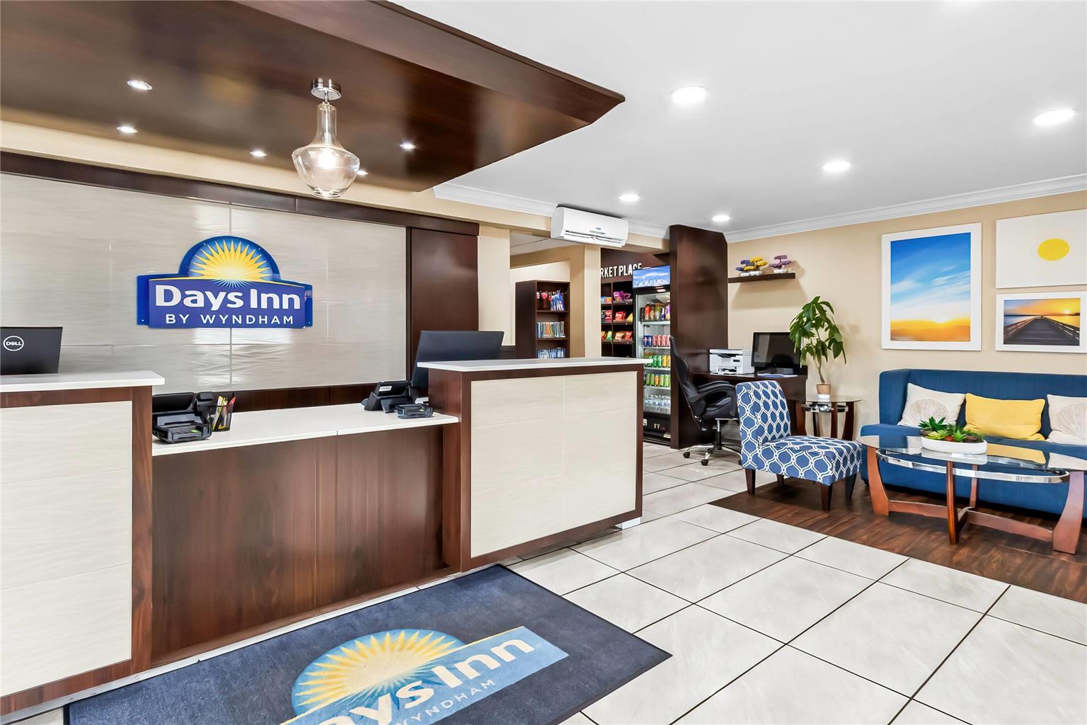 Days Inn by Wyndham Goose Creek - photo 5