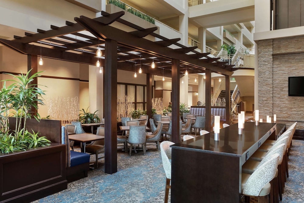 Embassy Suites by Hilton Boston Waltham - photo 45