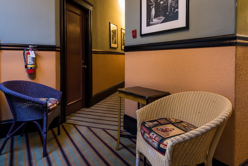 Hotel Boheme - photo 4