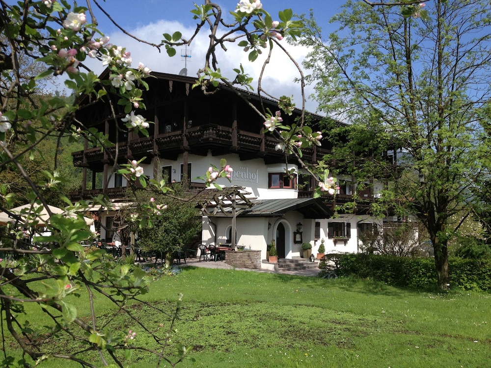 Alpenhof Landhotel Restaurant — hotel in Oberaudorf