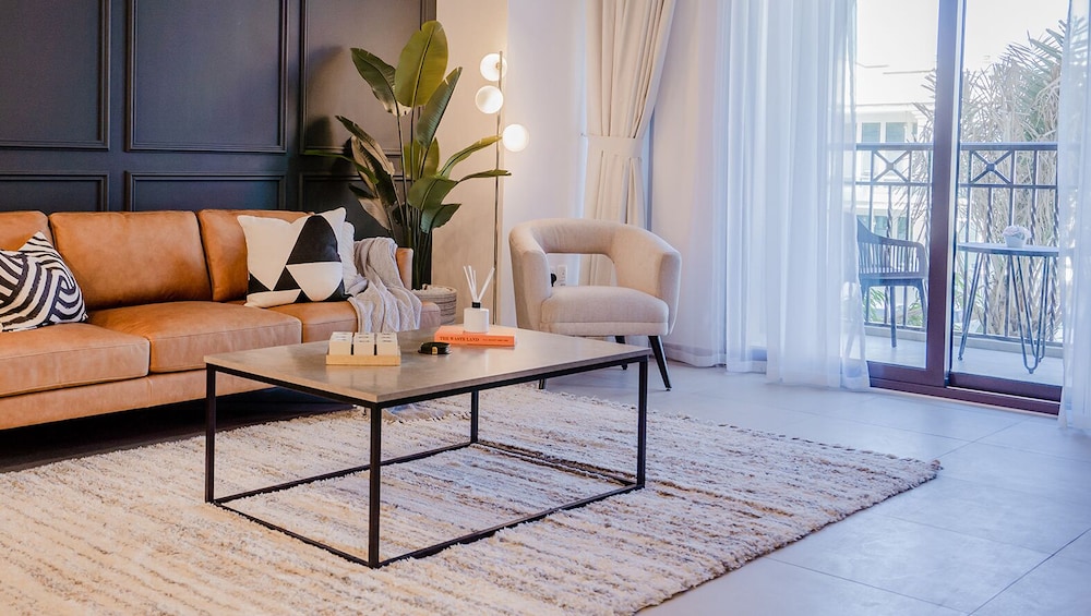 Aya Modern 1BR Apartment with Balcony in Rahaal 2 — 4-Star Luxury Hotel in Dubai, United Arab Emirates