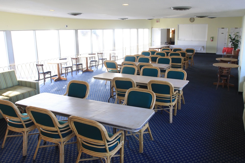 Makai Beach Lodge - photo 36