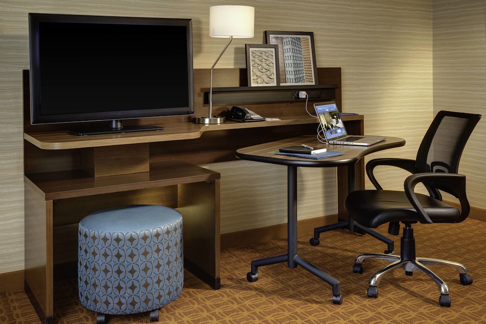 Fairfield Inn & Suites by Marriott Flagstaff Northeast - photo 13