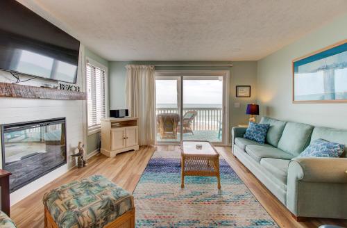 Ocean Dunes 2101A by Carolina Beach Realty — 4-Star Luxury Hotel in Kure Beach, United States