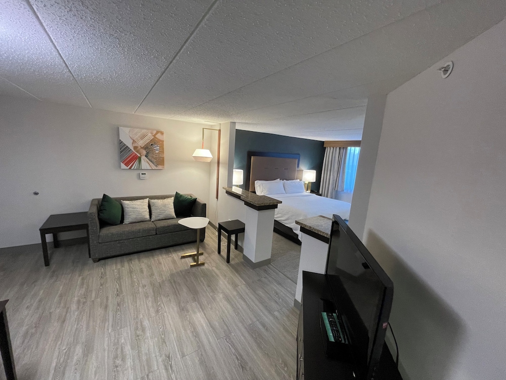 Holiday Inn Chicago Northwest Elgin by IHG - photo 20