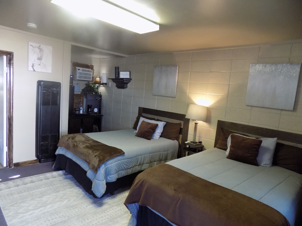 Dighton Inn - photo 26