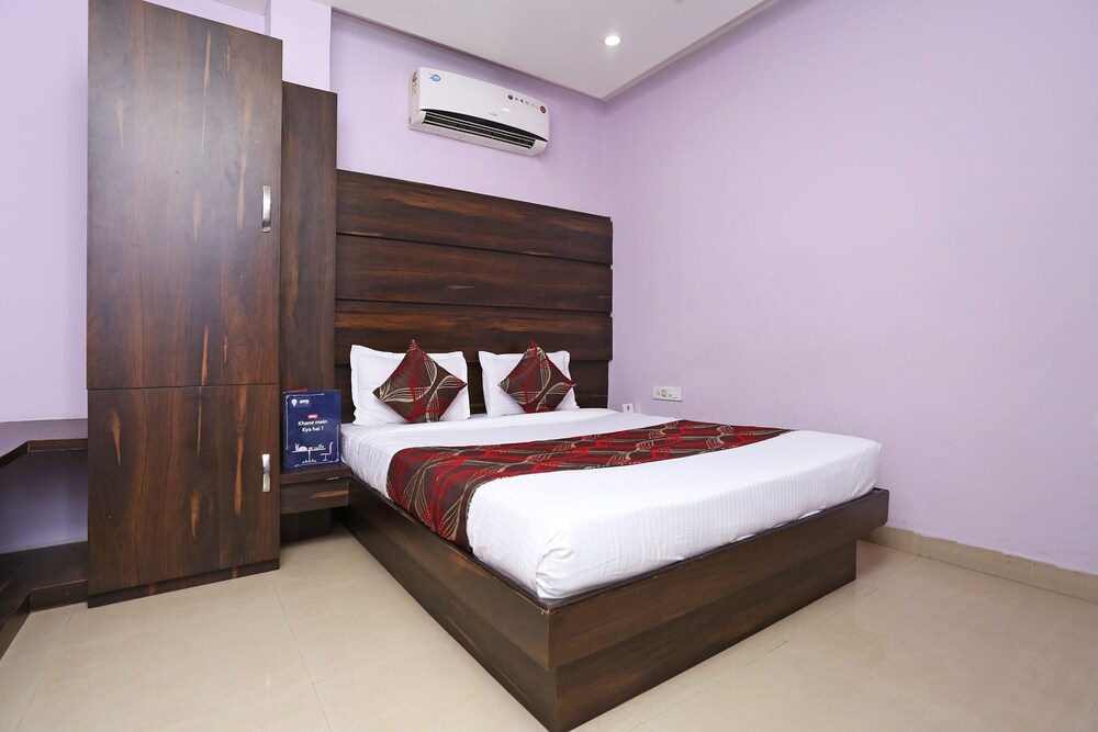 Oyo 9096 Hotel City Star — hotel in Raipur