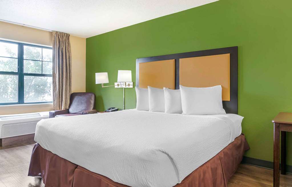 Extended Stay America Select Suites Detroit Sterling Heights - photo 16