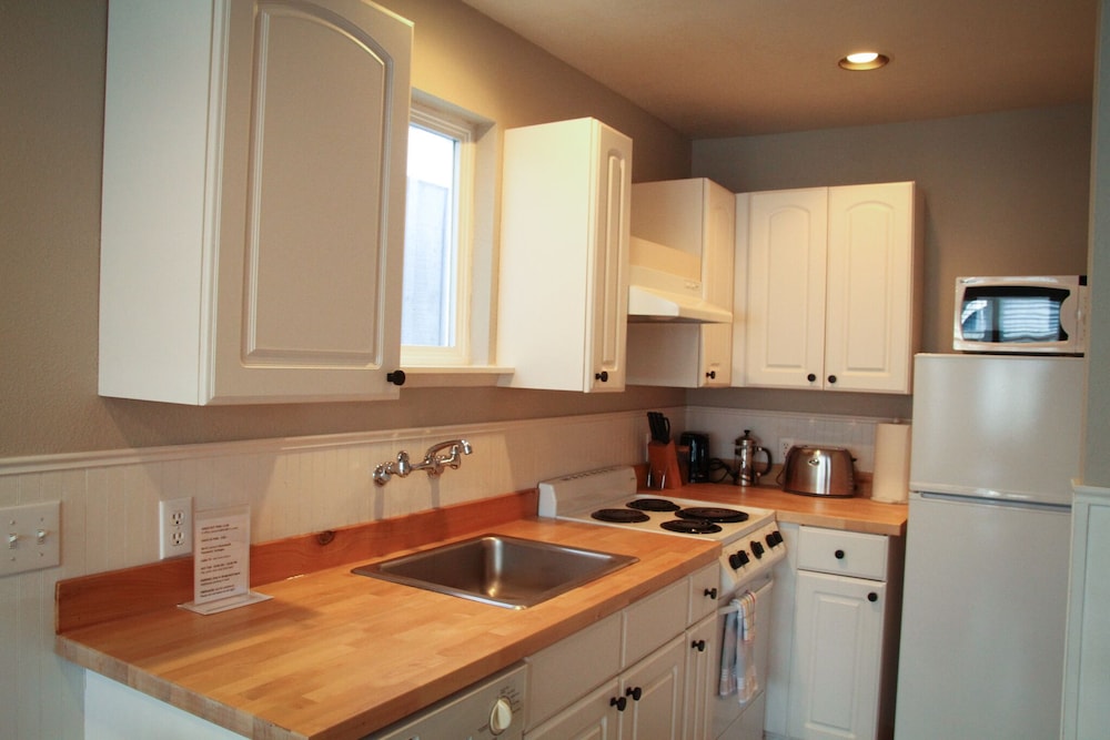 Boardwalk Cottages - photo 41
